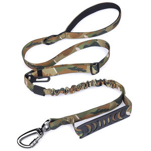 Correas tácticas para perros, accesorio de camuflaje fuerte y retráctil, absorción de impacto, doble Mango, para exteriores, con cinturón de seguridad para coche - Product Image 1