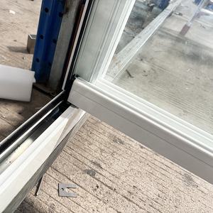 Pérgola de puerta sin marco de entrada de 10mm, accesorios de aluminio, <span class=keywords><strong>precio</strong></span>, sistema de puertas plegables de vidrio, pared de pantalla de partición abatible de rodillo - Product Image 3