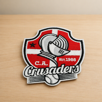 Écusson brodé personnalisé pour équipe sportive, logo de baseball en forme de casque de chevalier, écusson thermocollant brodé pour veste et uniforme