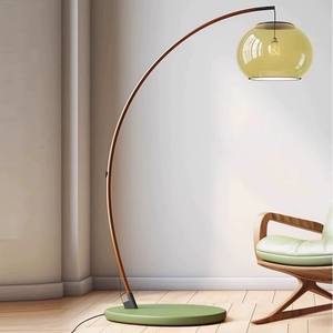 โคมไฟตั้งพื้นทรงโค้งสีเขียวสไตล์วบิซาบิ ดีไซน์เรโทร แสงไฟสไตล์มิดเซ็นจูรี่โมเดิร์น เหมาะสำหรับโซฟา สร้างบรรยากาศวินเทจ - Product Image 2