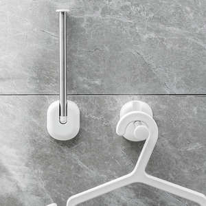 Cintre en plastique rotatif simple et support de rangement pour serviettes Crochet de salle de bain étanche Aucune installation de perceuse requise - Product Image 3