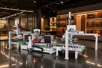 La dernière machine à scier à 4 côtés à chargement et déchargement automatiques, équipement CNC pour les entreprises de portes en bois