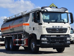 Camión Cisterna de Gran Volumen y Rendimiento Estable de 15m³-28m³ Sinotruk para Transporte de Diésel y Gasolina - Product Image 3