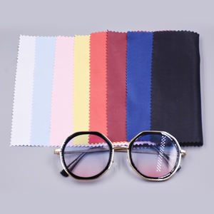 Paño de Limpieza de <span class=keywords><strong>Lentes</strong></span> de Gamuza Personalizado OEM en Oferta, 15x18cm, Paño de Alta Calidad <span class=keywords><strong>para</strong></span> Gafas MICV, Pedido al por Mayor <span class=keywords><strong>para</strong></span> Marcas Ópticas - Product Image 2