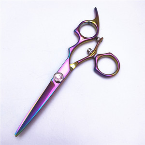 Ciseaux à cheveux Suzhou 5,5 pouces pour droitiers, lame standard, usage professionnel, qualité export, finition colorée, modèle FT - Product Image 4