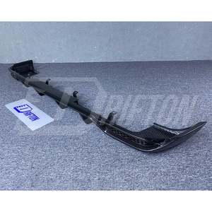 Labio trasero de fibra de carbono seco estilo TopCar para Mercedes Benz Clase G W465 G63 AMG 2024-ON - Product Image 1