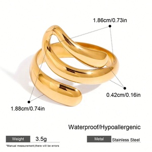 Bague de mode personnalisée en acier inoxydable plaqué or rose, étanche, inaltérable, sensation de luxe léger et haut de gamme pour femme - Product Image 6