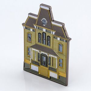Fabricante de pines de solapa personalizados, pin de solapa de <span class=keywords><strong>casa</strong></span> embrujada, pin esmaltado con temática de Halloween para regalo de recuerdo de fiesta. - Product Image 4