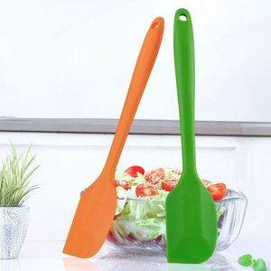 Flexible Non-Stick Silicone Spatula Food Grade 21*4.5cm 28g Dishwasher Microwave <b>Oven</b> Safe Including Brush <b>Scraper</b> - Product Image 3