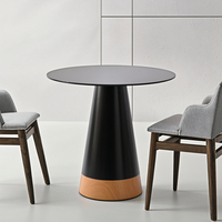 Vente en gros d'usine de meubles d'intérieur modernes Dia80cm 4 places Plateau en verre Table de restaurant ronde noire pour café