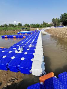 Pont flottant favorable à l'environnement dans la mer pour des touristes avec les balustrades et le Decking - Product Image 2