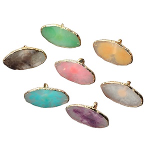 Base de exhibición de plástico ABS con borde dorado de 5x3 cm para exhibición de anillos, arte de uñas, soporte para exhibición de uñas y tijeras de manicura - Product Image 1