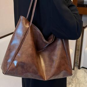 Bolso Tote de Cuero PU para Mujer, Gran Capacidad, Cierre de Cremallera, Estilo Vintage, a la Moda, para Uso Diario, Minimalista - Product Image 1