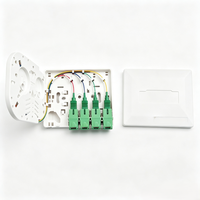 Boîtier de terminaison fibre optique de bureau 4 cœurs, boîte de distribution fibre optique FTTH 4 ports avec adaptateurs SC/LC/ST/FC et pigtails.