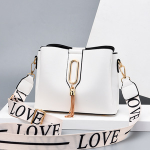 Newest Fashion PU Leather High Quality Shoulder Bags Ladies Trendy Women's Purses and <b>Handbags</b> - Product Image 3