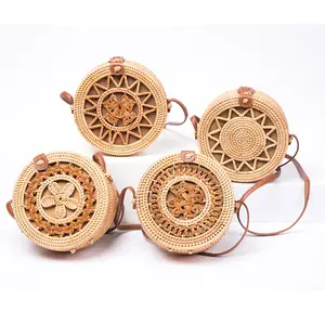 New Woven Women's Flower Stars Shape Rattan Travel Beach Handbags Wholesale Price