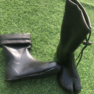 Bottes <span class=keywords><strong>en</strong></span> caoutchouc souple unisexes imperméables <span class=keywords><strong>en</strong></span> PVC pour le travail dans les champs, dans les rizières et dans les rizières. - Product Image 3