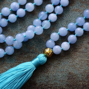Collier Mala Hylandite à 108 perles avec pendentif Lotus et pompon, long bijou perlé pour la méditation et la mode, unisexe - Product Image 3