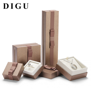 DIGU, venta al por mayor, creativo con cinta, caja de papel para embalaje de joyería, tapa de lujo y anillo Base, colgante, brazalete, regalo, <span class=keywords><strong>Boxa</strong></span> - Product Image 3