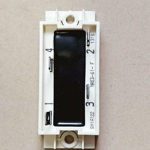 Módulo de ecualización de voltaje NRED-61-E-D-F con resistencia divisora para la serie ACS800 - Product Image 4