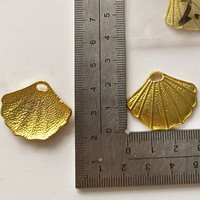 31*25MM Alliage Pétoncle Shell Pendentif Collier Sous-Vêtements Accessoires