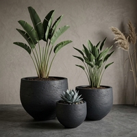 Ensemble de 3 jardinières en béton GRC faites à la main, couleur charbon de bois, texture pierre brute, pour projets résidentiels et commerciaux