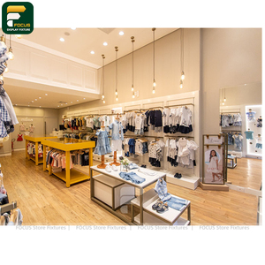 ชั้นวางเสื้อผ้าพร้อมชั้นเก็บของสำหรับร้านค้าปลีก - Product Image 4