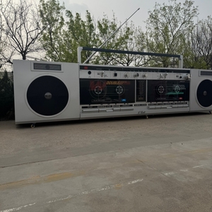 Remorque alimentaire géante de 1,5 m en acier inoxydable en forme de boombox rétro - <span class=keywords><strong>Bar</strong></span> extérieur multifonctionnel pour boissons et collations, unité tractable - Product Image 2