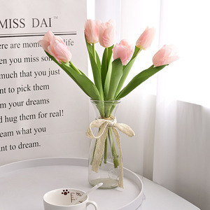 YOPIN-7765 Hot Selling Wholesale High-quality Artificial <strong>Tulip</strong> Fabric Real Touch Handle Bundle Home Dining <strong>Table</strong> Decoration - Product Image 5