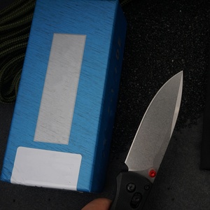 Cuchillo Plegable BM535BK de Acero Inoxidable con Punta de Gota, Mango Negro y Perilla para el Pulgar, para Uso en Exteriores y EDC - Product Image 5