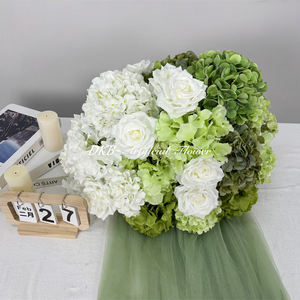 Bola de Flores Artificiales Romántica Hecha a Mano de 45 cm, Verde, para Decoración de Mesa de Boda, Centro de Mesa Escolar, de Larga Duración - Product Image 4