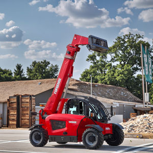 מלגזה טלסקופית דיזל 2.5 טון 6 מטר 4x4 למשטחים קשהים, ציוד מחסן - Product Image 1