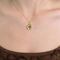 Collares con Colgante de Moda: Los Más Vendidos, Geométricos, Modernos y con Dijes Finos al Mejor Precio