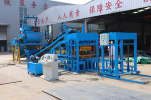 Máquina Automática Hidráulica para Fabricar Bloques de Hormigón Intertrabados QT4-15, Maquinaria de Fábrica China para la Producción de Bloques de Hormigón - Product Image 5