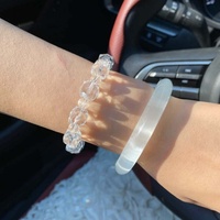 [Poppy] Gelang Pola Bunga Cahaya Bulan Putih Es untuk Wanita Kalsedon Kelas Atas Batu Kuarsa Biru Es Gaya Cina Baru