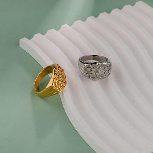 Anillo de pepitas de oro de acero inoxidable, resistente al deslustre, impermeable, a la moda, estilo hip hop, para hombres y mujeres - Product Image 2