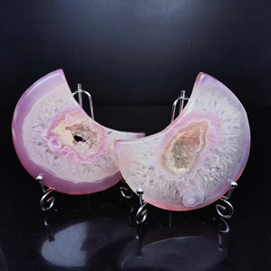 Vente en gros de pierres de cristal naturelles en agate rose de style bohème sculptées à la main pour des décorations d'intérieur uniques et des cadeaux de vacances - Product Image 4