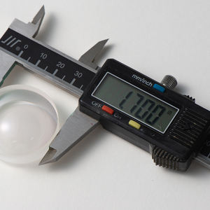 Nuevo precio de fábrica sílice fundida D30 F75/F100/F125/F150/F200 lente de enfoque de colimación de fibra de rayo láser - Product Image 2