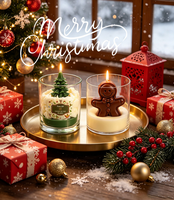 Lot de 2 bougies parfumées en cire de soja 3D pour Noël, figurines mignonnes de bonhomme en pain d'épices et mini-sculptures d'arbre de Noël, avec cire transparente à l'intérieur