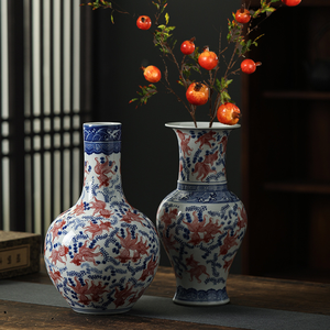 Luxe Jingdezhen peinture à la main poisson rouge motif Vases porcelaine <span class=keywords><strong>bleu</strong></span> et blanc dessus de table Vases à fleurs en porcelaine pour intérieur - Product Image 5