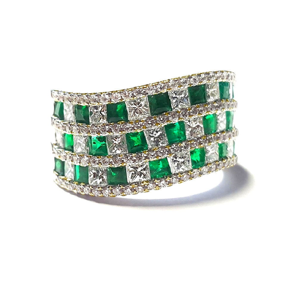 สีเหลือง