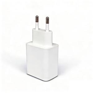 Chargeur mural USB rapide 18W avec indicateur LED, boîtier double texture (brillant + mat), prise fixe US/EU/UK pour iPhone <span class=keywords><strong>Samsung</strong></span> personnalisé - Product Image 3