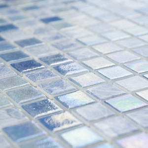 Mosaico in vetro Madeira 12x12 pollici iridescente blu grigio per pareti e pavimenti - Product Image 5