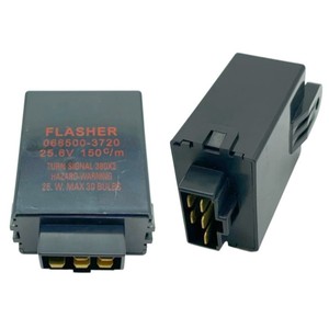 Relé Intermitente Yu Zhou 066500-3720 24V 5P para Señal de Giro y Advertencia de Peligro - Product Image 3