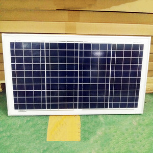 Mini panneau solaire de petite taille 12V 18V 10W, panneau solaire monocristallin personnalisé - Product Image 4