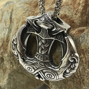 सबसे अधिक बिकने वाला यूरो-अमेरिकी ट्रेंडी निक्लॉस अभिभावक शील्ड हिप-हॉप नेकलेस टिकाऊ विंटेज शैली थोक स्टेनलेस स्टील - Product Image 5