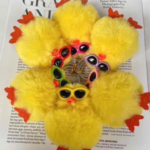 Venta directa de fábrica Felpa Lindo patito amarillo Llaveros Bolsas Colgantes Llaveros de coche Pequeños regalos - Product Image 2