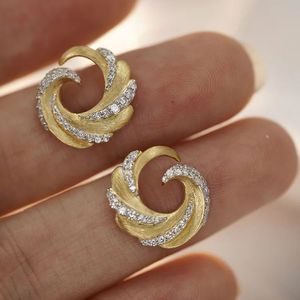 Boucles d'oreilles en or 18 carats, design Xinfly 2023, motif vague marine, bijoux fins pour femme. - Product Image 4