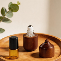 Bouteilles d'huiles essentielles et de parfums avec bouchons en bois de couleur uniques – Idéales pour la maison, le bureau et les voyages – Flacons roll-on en verre