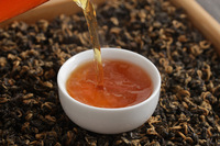 Thé noir fermenté Yunnan Dian Hong Luo Cha en vrac en boîte